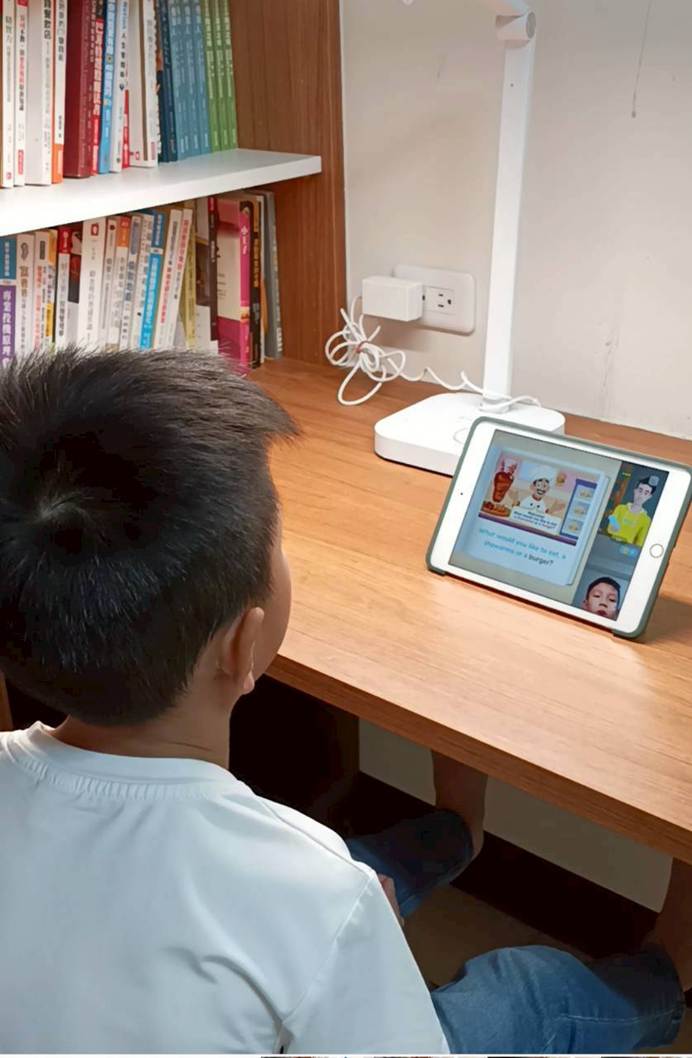 51Talk外師推薦：專業師資一對一引導孩子開口