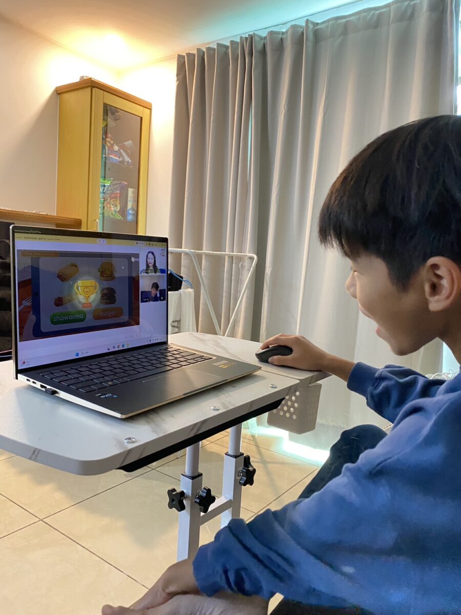 小學生實測 51Talk 兒童線上英文家教：透過生動互動讓抗拒英文的孩子重新開口說，找回學習自信。